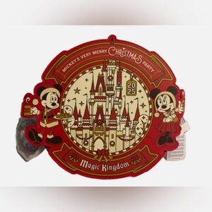 Loungefly Magic Kingdom Mickeys Very Merry Christmas Party Limited Edition